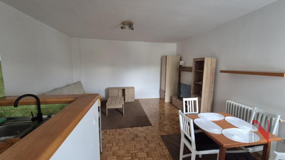 Slika 2 - ŽARKA VASILJEVICA, Dvosoban stan za izdavanje, 44m2, 400€