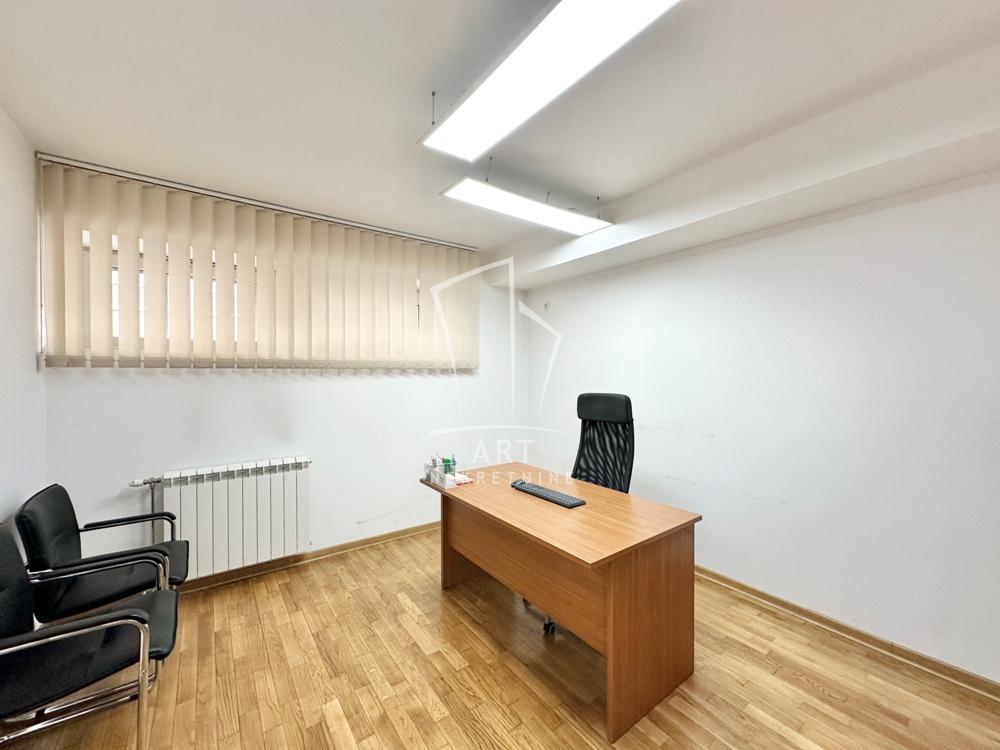 Slika 11 - Vojvode Brane,  Lokal za izdavanje, 164m2, 1.600€