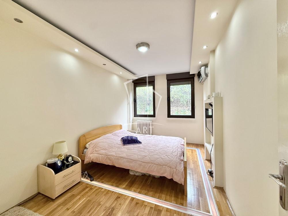 Slika 10 - Lazarevački drum, Četvorosoban stan na prodaju, 101m2, 310.000€