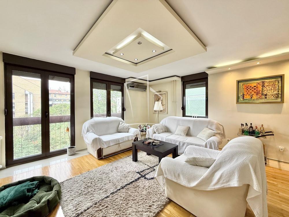 Slika 1 - Lazarevački drum, Četvorosoban stan na prodaju, 101m2, 310.000€