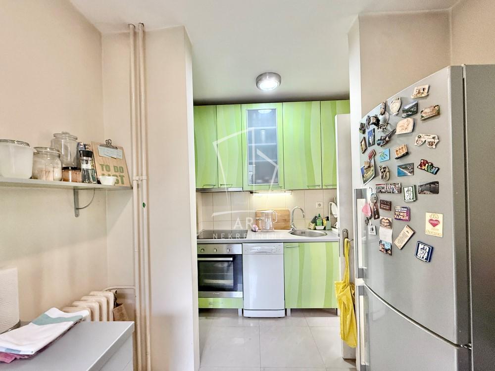 Slika 4 - Lazarevački drum, Četvorosoban stan na prodaju, 101m2, 310.000€