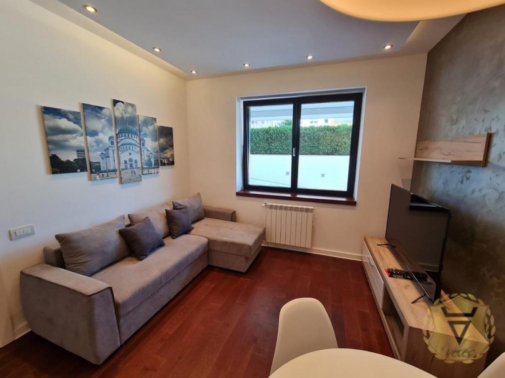 Slika 1 - Jednoiposoban stan za izdavanje, 36m2, 800€