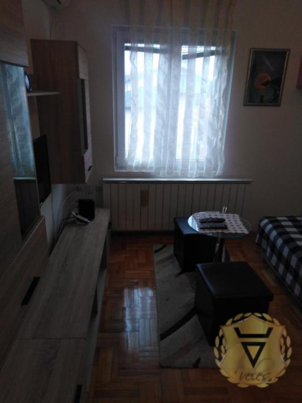 Slika 4 - Jednoiposoban stan za izdavanje, 32m2, 400€