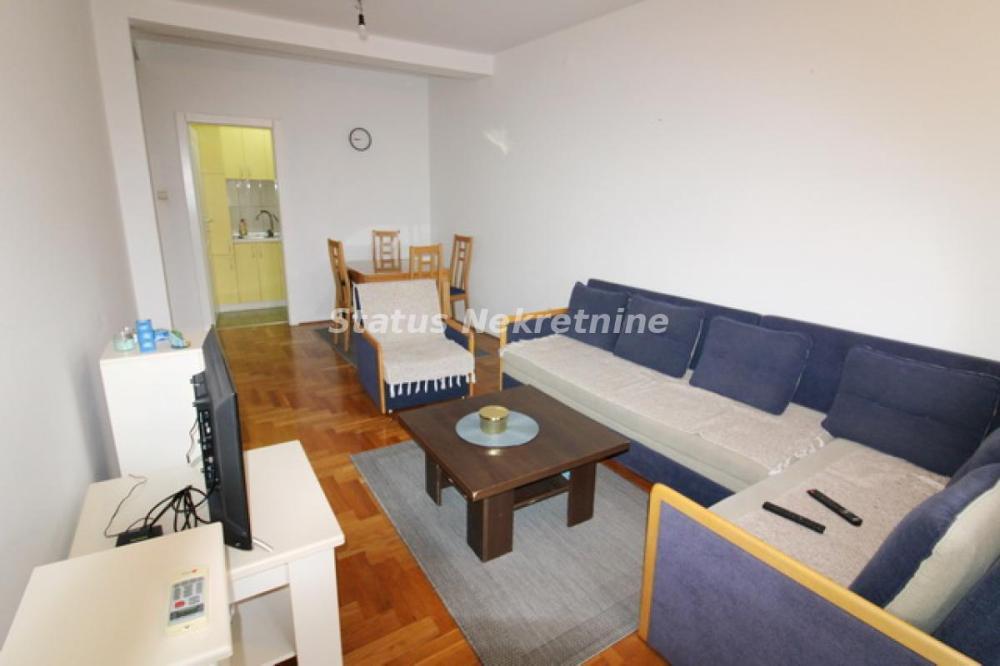 Glavna slika -Dvosoban stan za izdavanje, 52m2, 500€