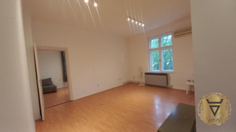 Glavna slika -Dvosoban stan za izdavanje, 55m2, 550€