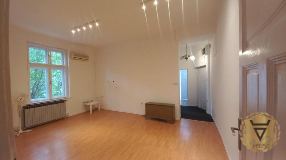 Slika 1 - Dvosoban stan za izdavanje, 55m2, 550€