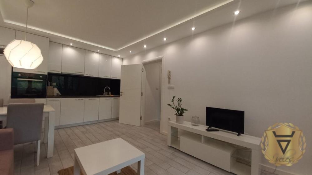 Slika 4 - Dvoiposoban stan za izdavanje, 50m2, 600€