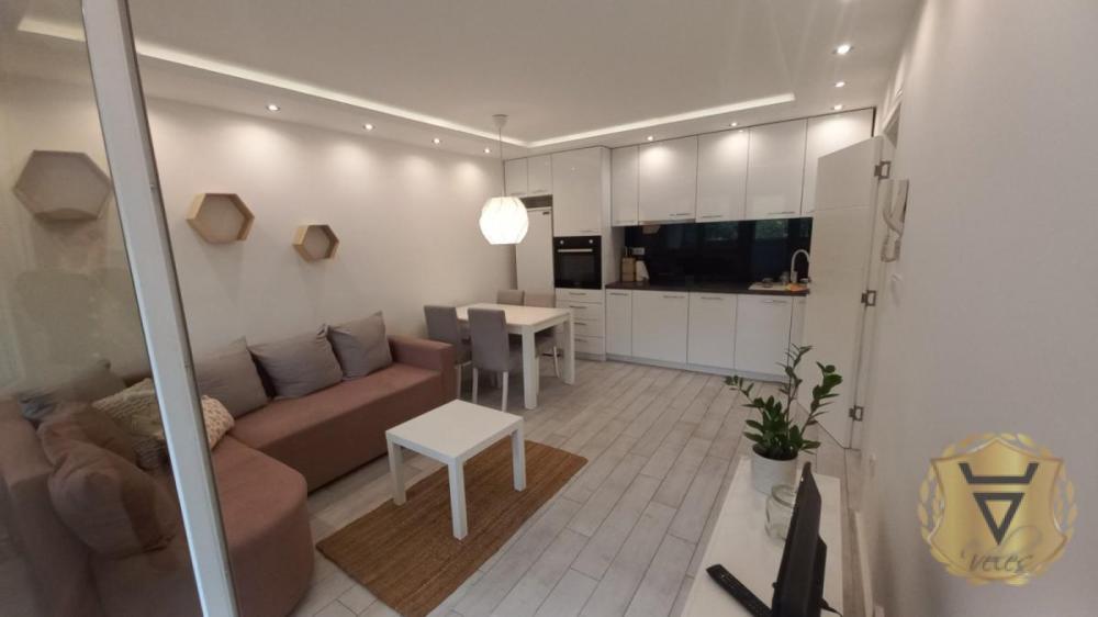 Slika 3 - Dvoiposoban stan za izdavanje, 50m2, 600€