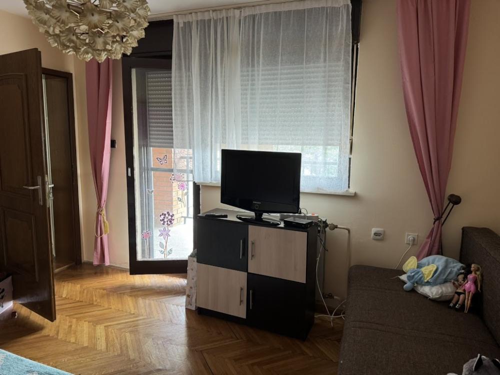 Slika 5 - jesenjinova 3,  Kuća na prodaju, 236m2, 265.000€