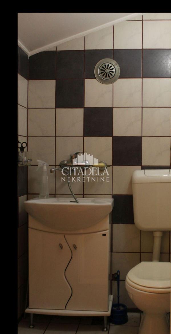 Slika 11 - Tome Maksimovića, Dvoiposoban stan na prodaju, 66m2, 286.000€