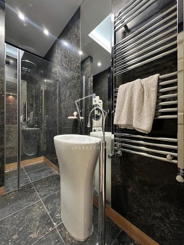 Slika 10 - Braće Jugovića, Četvorosoban stan za izdavanje, 132m2, 2.200€