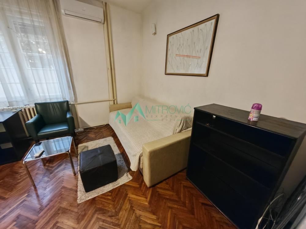 Slika 2 - Jednosoban stan za izdavanje, 30m2, 300€