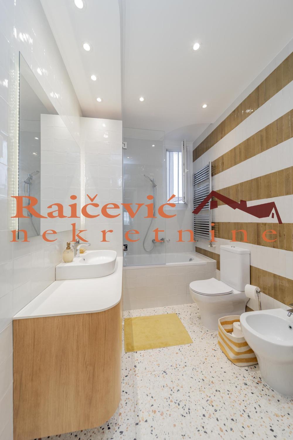 Slika 6 - Krunska, Trosoban stan na prodaju, 107m2, 570.000€