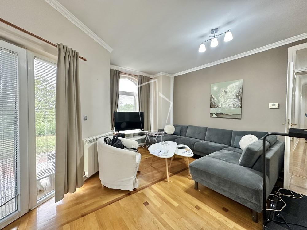 Glavna slika -Vuka Karadžića,  Kuća na prodaju, 192m2, 350.000€