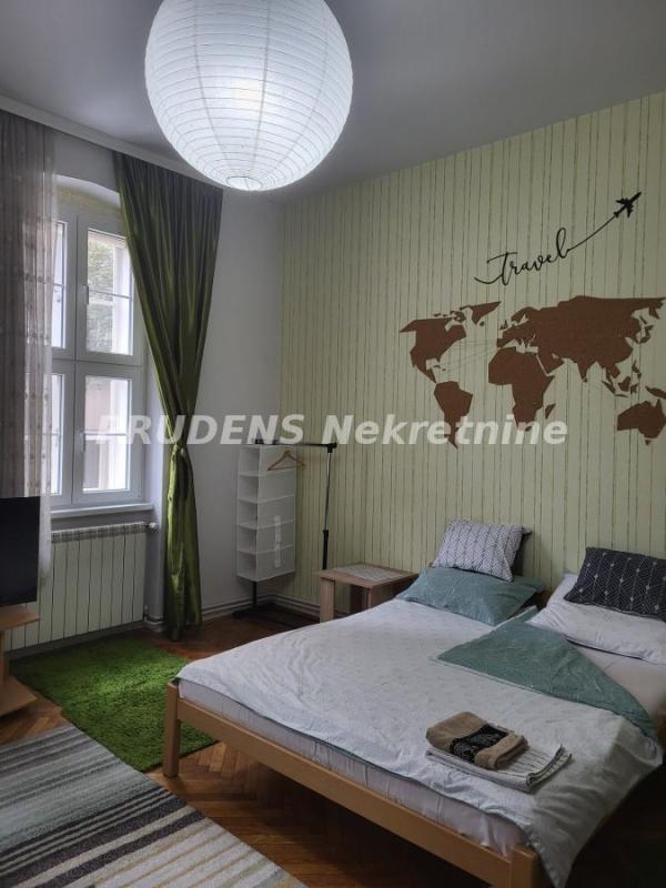 Slika 1 - Dositejeva, Jednoiposoban stan za izdavanje, 42m2, 800€