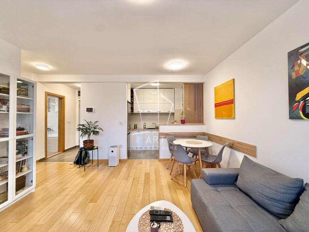 Slika 3 - Šumadijska, Dvosoban stan na prodaju, 52m2, 225.000€