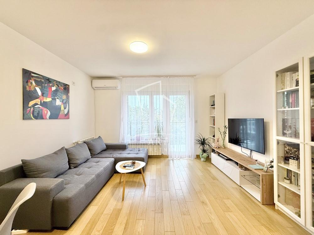 Glavna slika -Šumadijska, Dvosoban stan na prodaju, 52m2, 225.000€