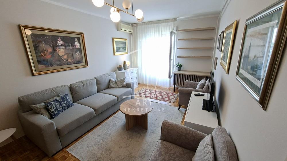 Slika 1 - Nehruova, Jednoiposoban stan za izdavanje, 50m2, 550€