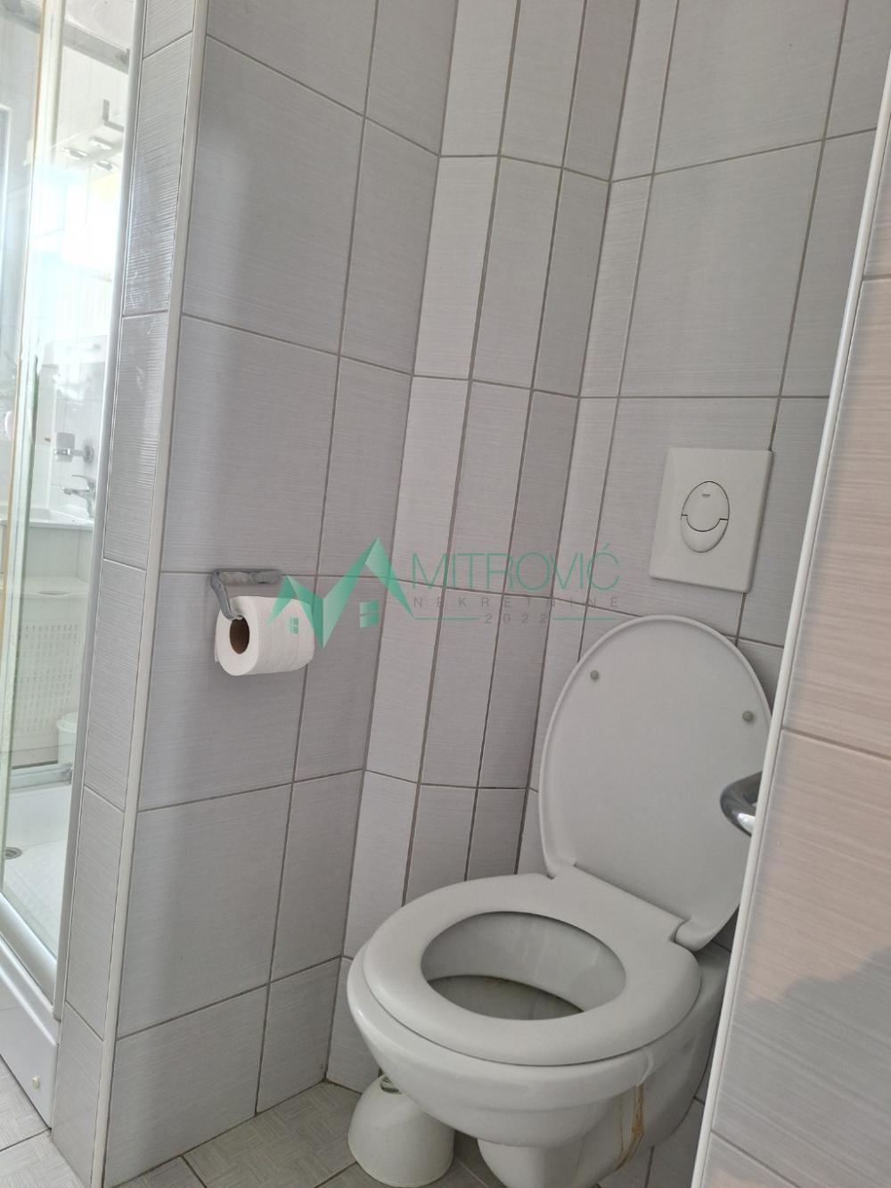 Slika 11 - Dvoiposoban stan na prodaju, 71m2, 195.000€