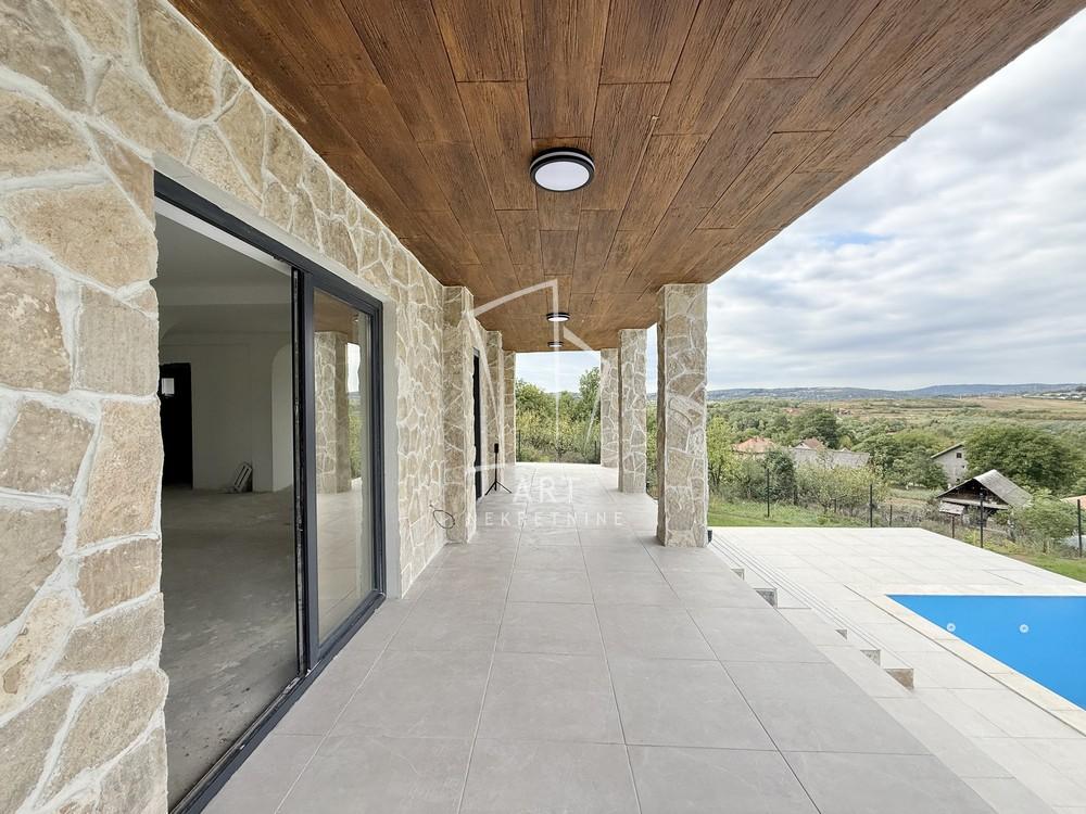 Slika 1 - Svetozara Markovića,  Kuća na prodaju, 241m2, 295.000€