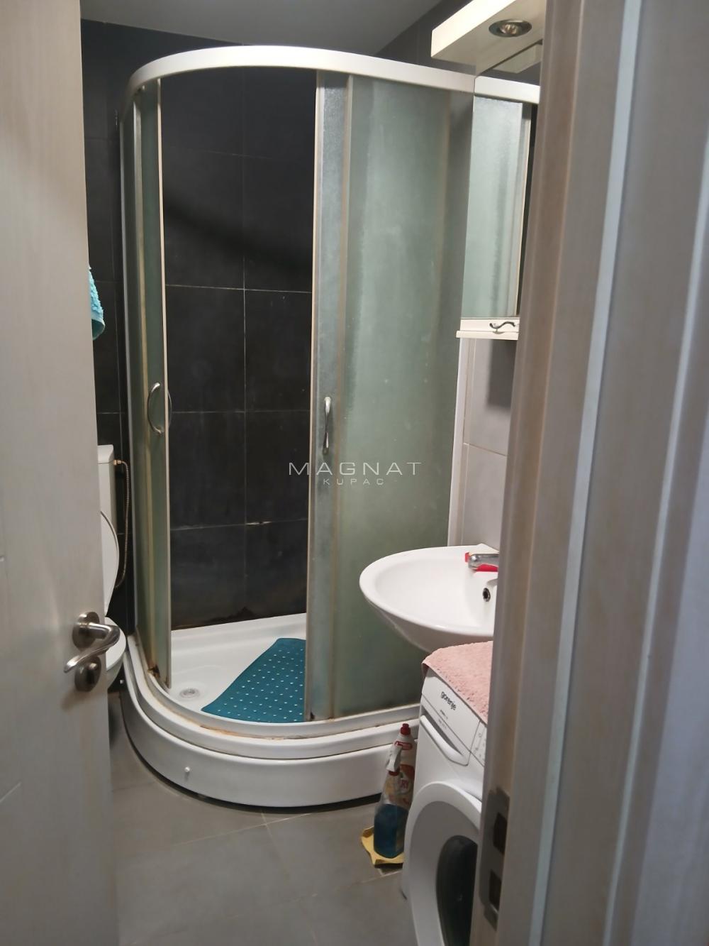 Slika 4 - Jednoiposoban stan na prodaju, 37m2, 120.000€