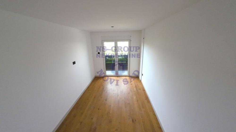 Slika 0 - Šestosoban stan na prodaju, 210m2, 667.800€