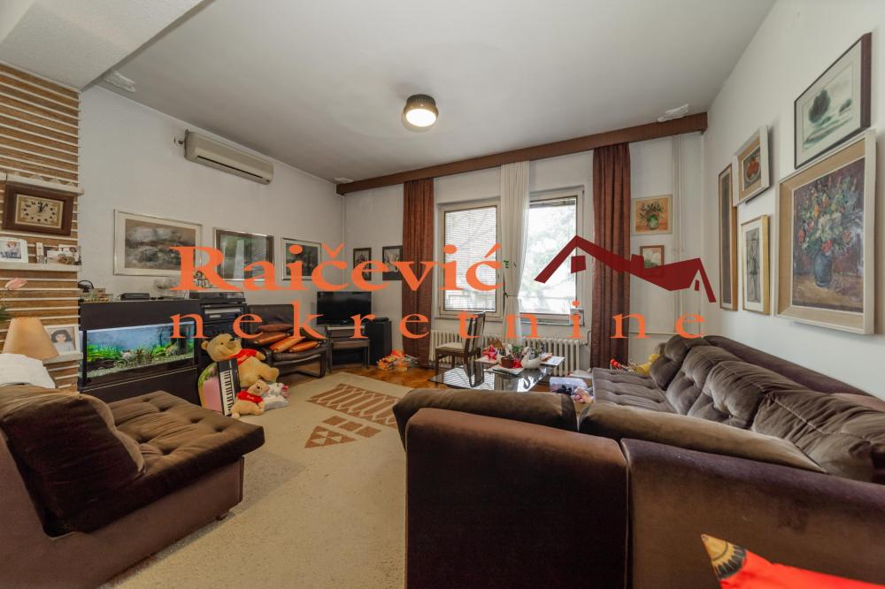 Slika 7 - Vladimira Gacinovica,  Kuća na prodaju, 400m2, 2.500.000€