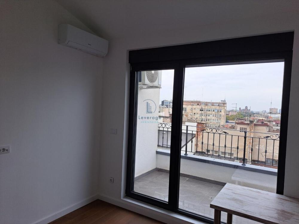 Slika 2 - Luke Vukalovića, Četvorosoban stan na prodaju, 93m2, 475.000€