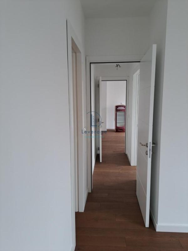 Slika 8 - Luke Vukalovića, Četvorosoban stan na prodaju, 93m2, 475.000€