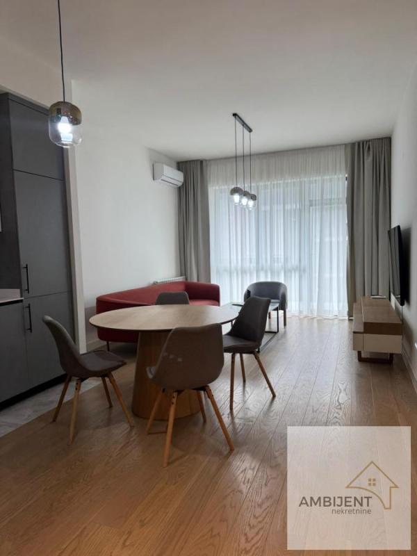 Slika 1 - Trosoban stan za izdavanje, 72m2, 1.700€