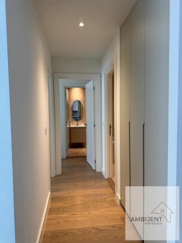 Slika 10 - Trosoban stan za izdavanje, 72m2, 1.700€