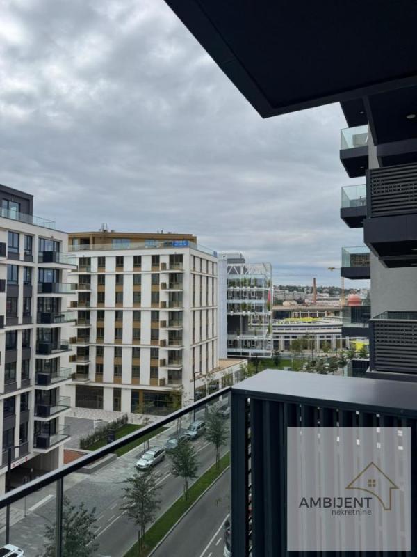 Slika 5 - Trosoban stan za izdavanje, 72m2, 1.700€