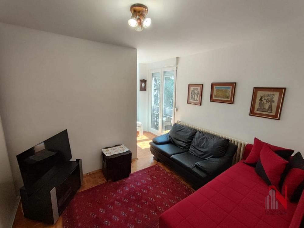 Slika 1 - RAVANICKA, Četvorosoban stan za izdavanje, 110m2, 900€