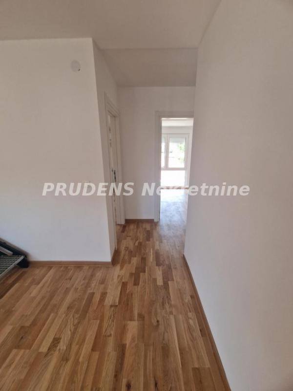 Slika 9 - Paje Jovanovića, Četvorosoban stan na prodaju, 124m2, 210.000€