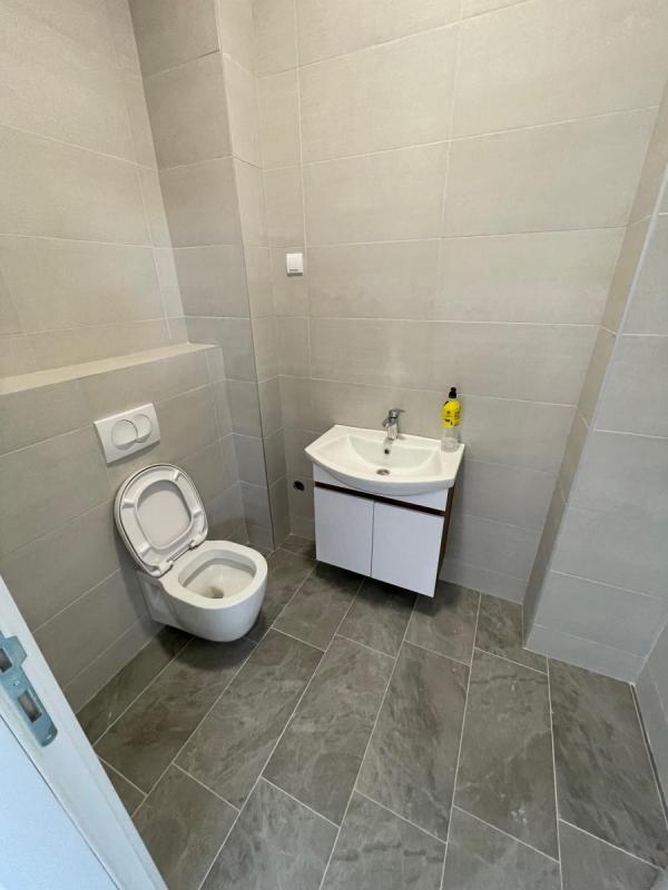 Slika 10 -  Lokal za izdavanje, 286m2, 2.000€