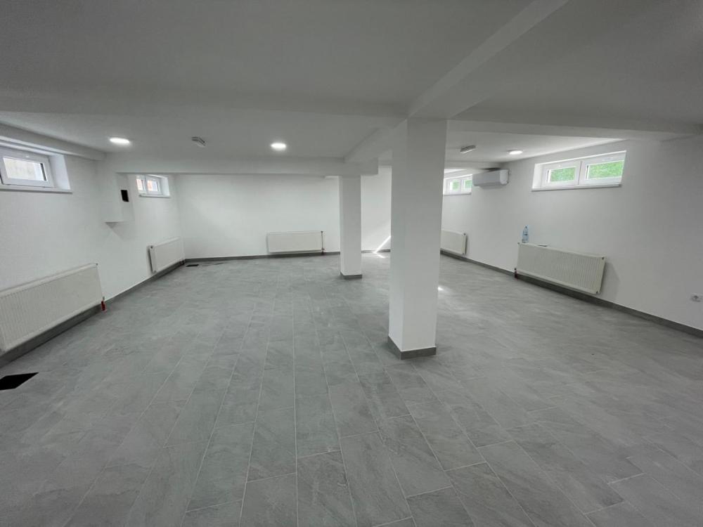 Slika 8 -  Lokal za izdavanje, 286m2, 2.000€