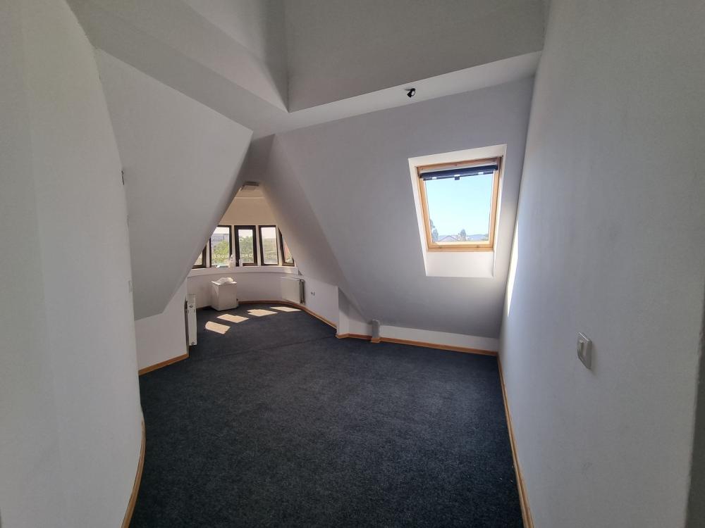 Slika 3 - Petosoban stan na prodaju, 136m2, 322.190€