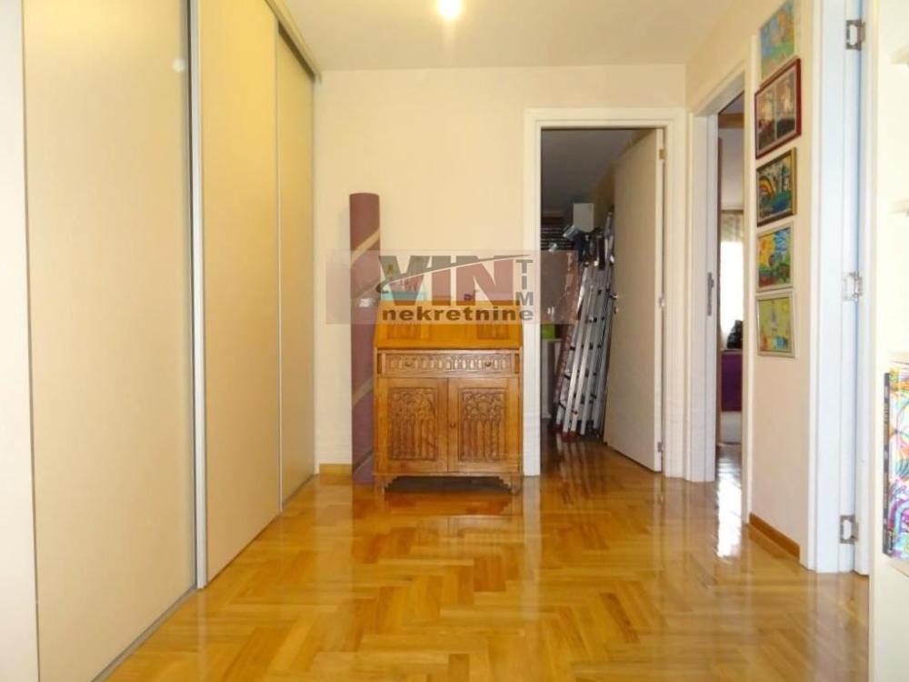 Slika 7 - VOJVODE SAVATIJA, Četvorosoban stan na prodaju, 94m2, 355.000€