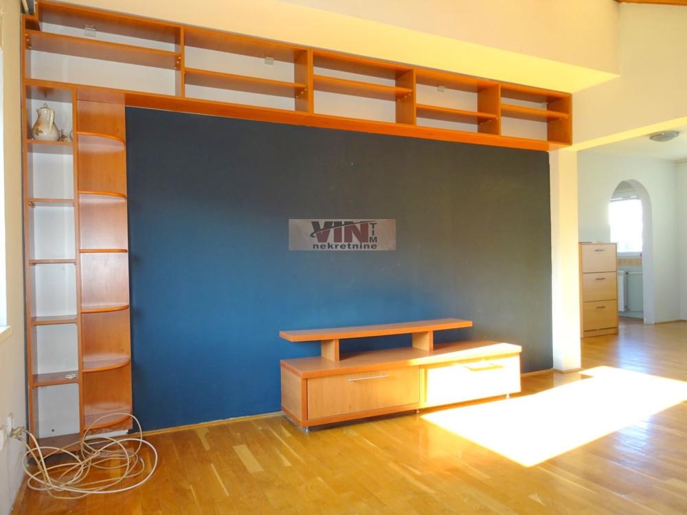 Slika 1 - BRACE RADOVANOVIC, Troiposoban stan na prodaju, 66m2, 215.000€