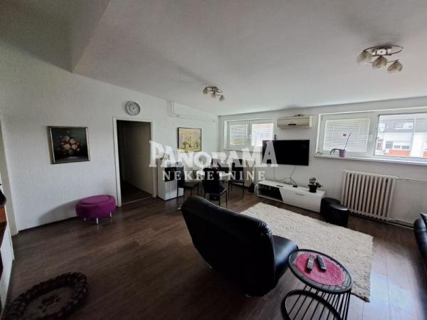 Slika 1 - Luke Vojvodića, Četvorosoban stan na prodaju, 111m2, 229.500€