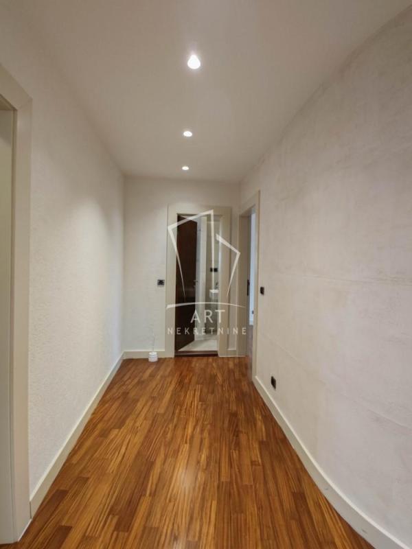 Slika 8 - Tuniska, Četvorosoban stan na prodaju, 130m2, 459.000€