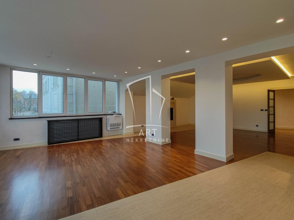 Slika 5 - Tuniska, Četvorosoban stan na prodaju, 130m2, 459.000€