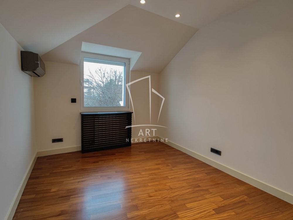 Slika 9 - Tuniska, Četvorosoban stan na prodaju, 130m2, 459.000€