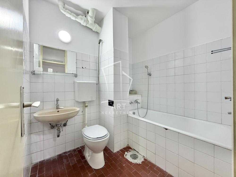 Slika 11 - Paunova 2. Deo, Trosoban stan na prodaju, 82m2, 250.000€