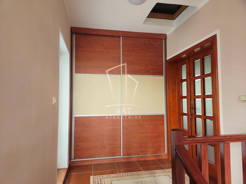 Slika 3 - Veziljska, Trosoban stan za izdavanje, 87m2, 650€