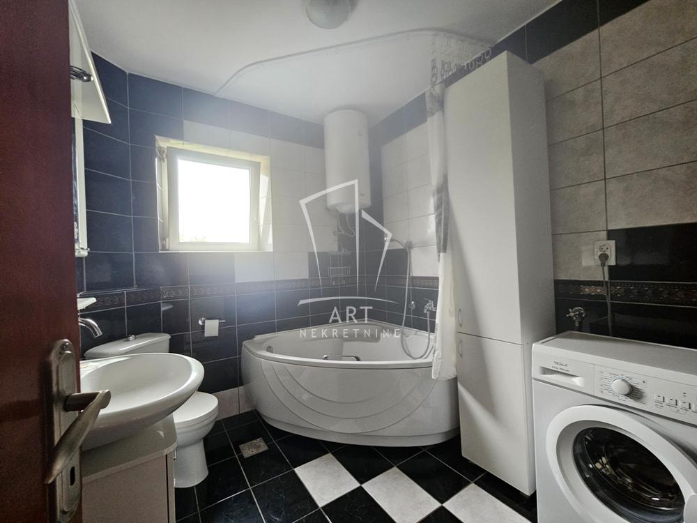 Slika 5 - Veziljska, Trosoban stan za izdavanje, 87m2, 650€