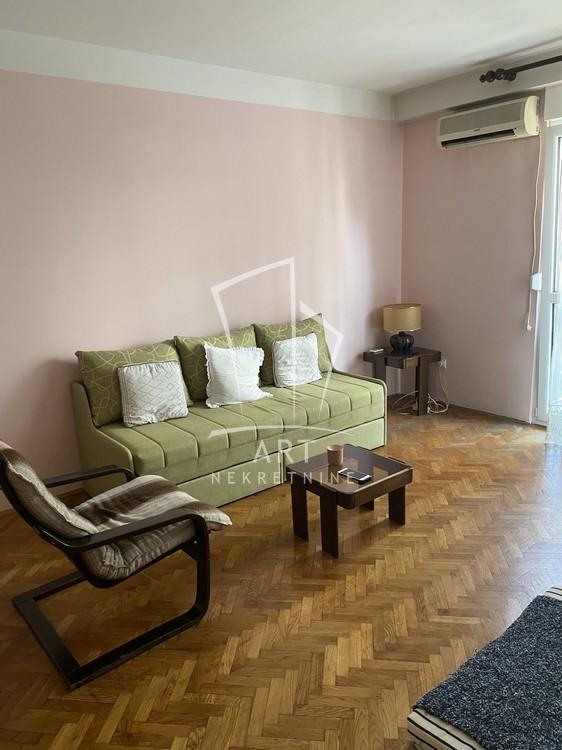 Slika 1 - Jovana Rajića, Dvosoban stan za izdavanje, 46m2, 500€