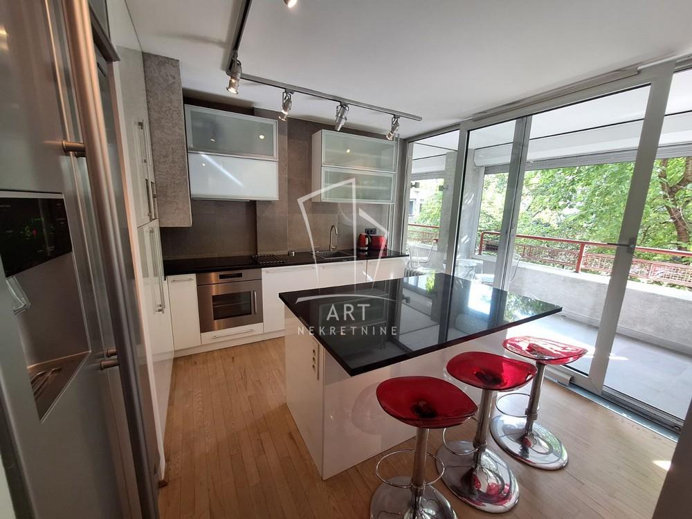 Slika 6 - Bulevar Milutina Milankovića, Troiposoban stan za izdavanje, 98m2, 1.500€