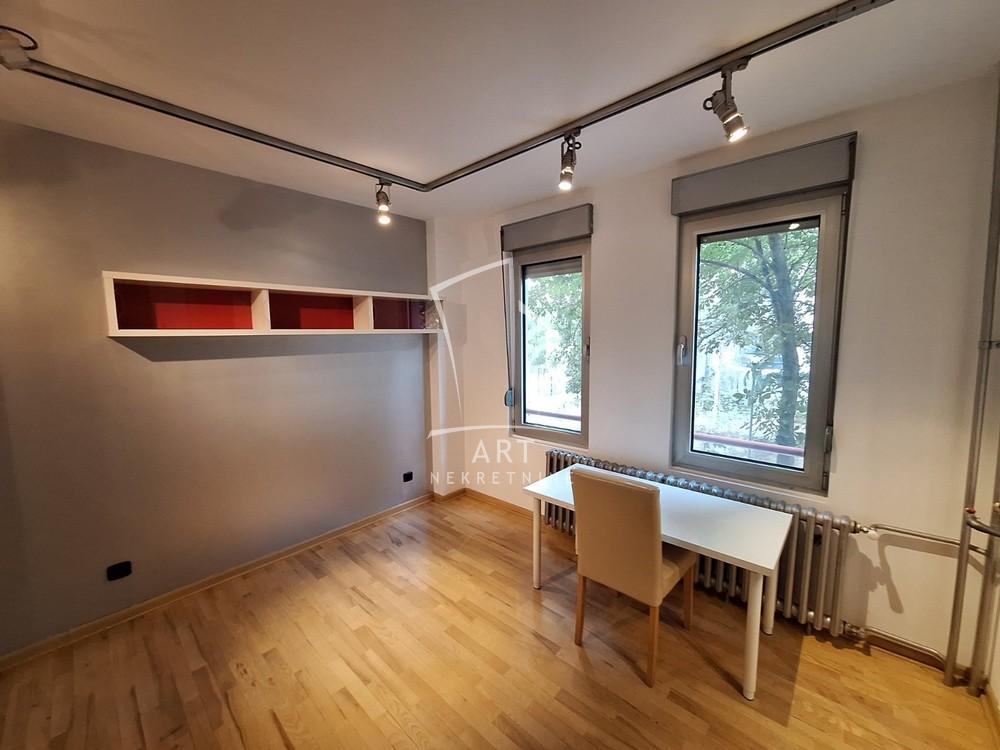 Slika 7 - Bulevar Milutina Milankovića, Troiposoban stan za izdavanje, 98m2, 1.500€