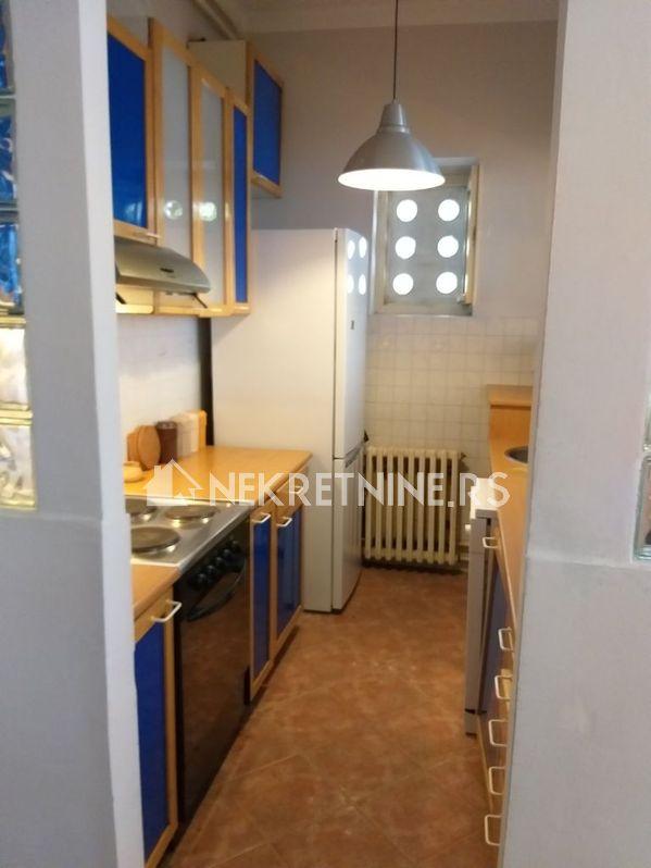 Slika 9 - Venizelosova, Četvorosoban stan za izdavanje, 87m2, 1.100€